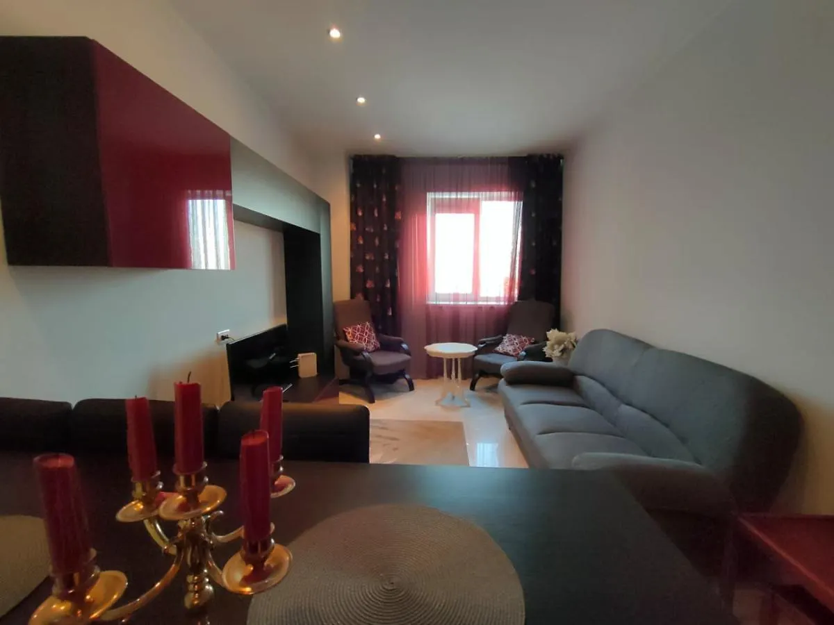 Easystay Flats Бухарест 0*,  Румыния